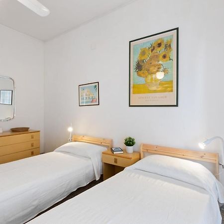 Aci Castello Seaview Apartment With Parking 外观 照片