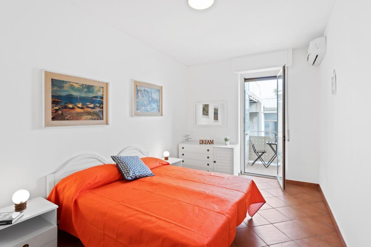 Aci Castello Seaview Apartment With Parking 外观 照片