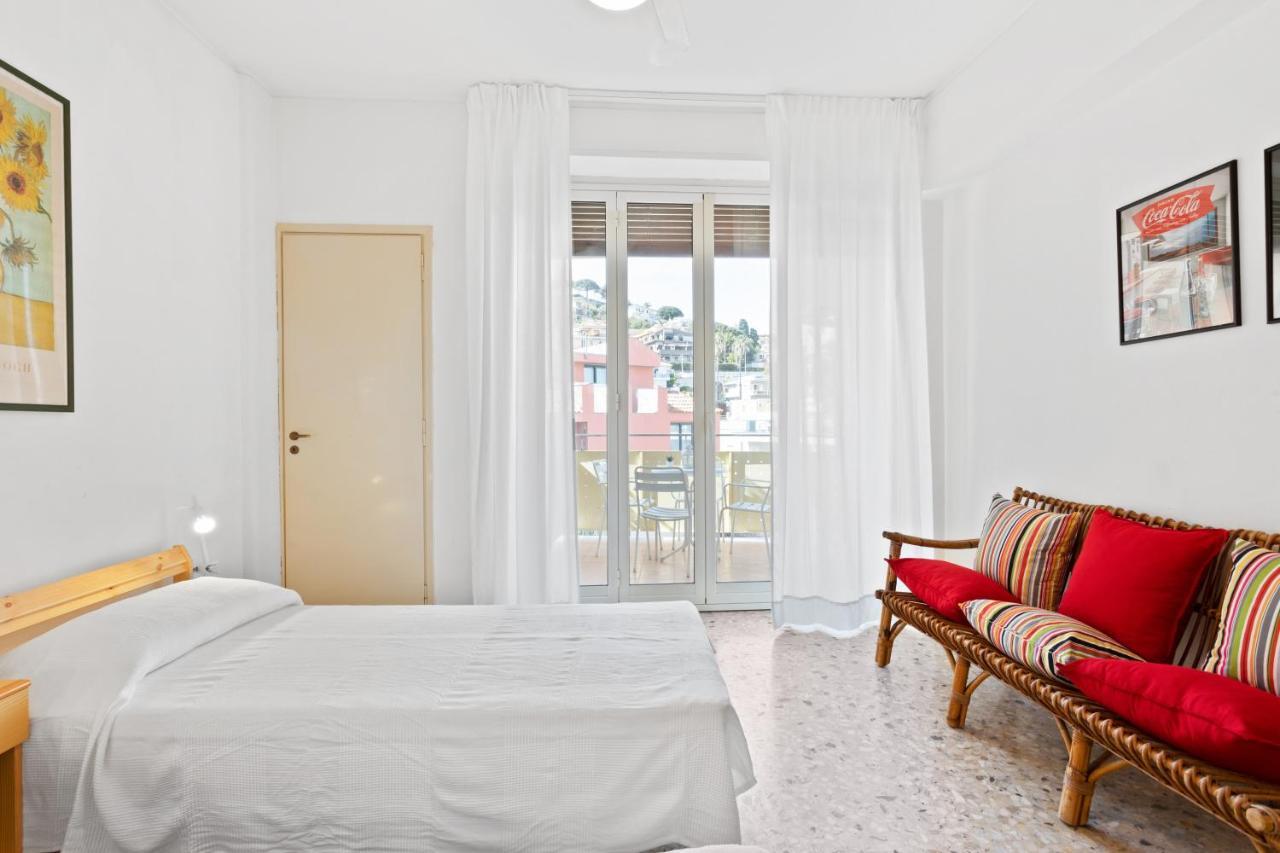 Aci Castello Seaview Apartment With Parking 外观 照片