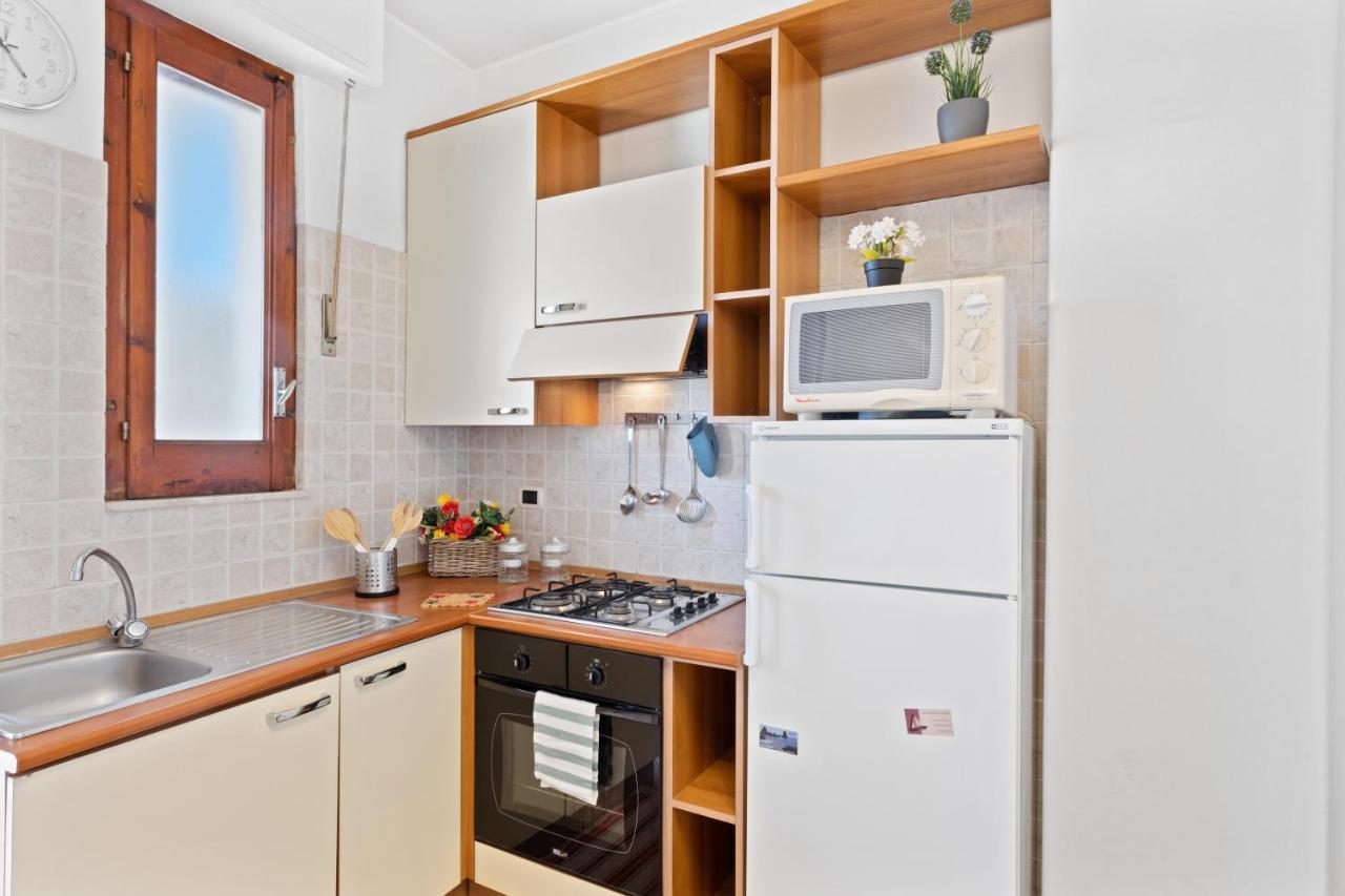 Aci Castello Seaview Apartment With Parking 外观 照片