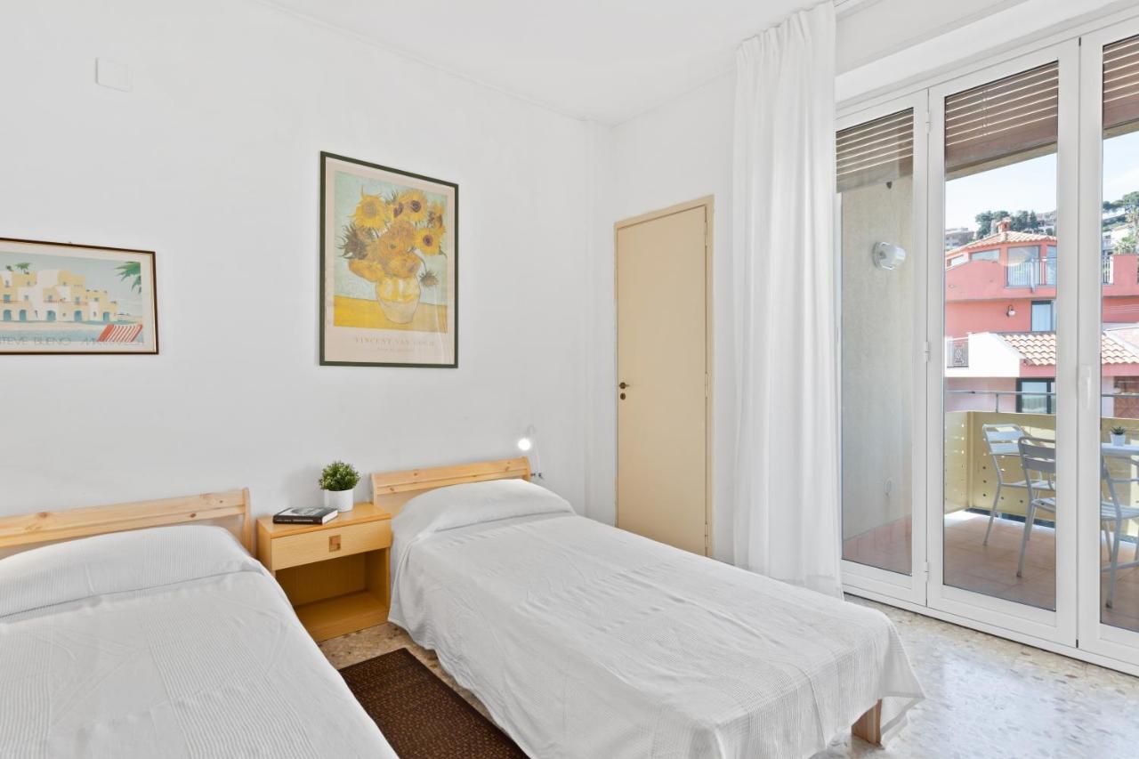 Aci Castello Seaview Apartment With Parking 外观 照片