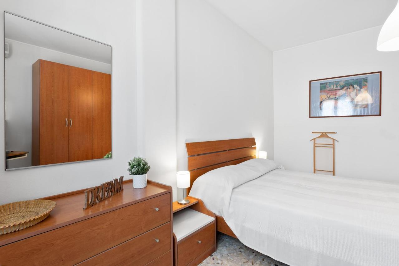 Aci Castello Seaview Apartment With Parking 外观 照片